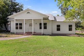 223 E Buffington Ave, Anderson, TX 77830