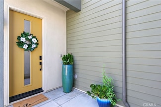 27475 Mercantile Ct, Valencia, CA 91355