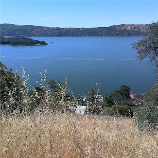 11765 Lakeview Dr, Clearlake Oaks, CA 95423