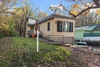 330 Kimberly Rd, Willernie, MN 55090
