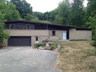 4550 Morrison Lake Rd, Saranac, MI 48881