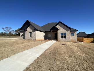 1220 Zenyatta Ct, Searcy, AR 72143
