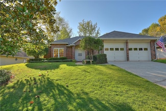 1159 Rustic Ridge Ct, Auburn, AL 36830