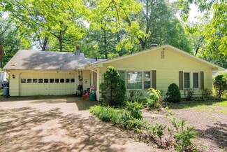 1229 Thomson Rd, Niles, MI 49120