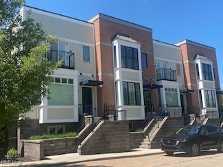 35 Atterbury Blvd, Hudson, OH 44236