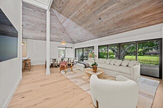 2155 Wightman Dr, Wellington, FL 33414