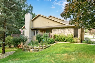 2140 Oakland Ridge Dr Unit 5, Kalamazoo, MI 49008