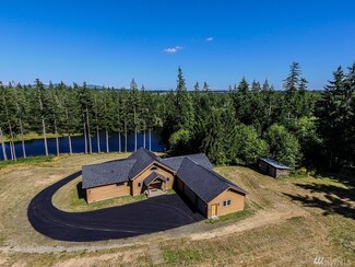 23540 W Ludvick Lake Dr, Seabeck, WA 98380