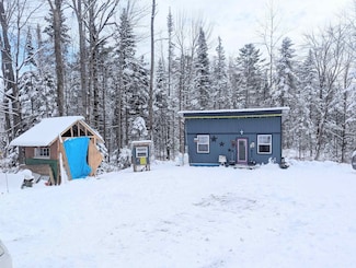 32 Westside Rd, Lunenburg, VT 05906