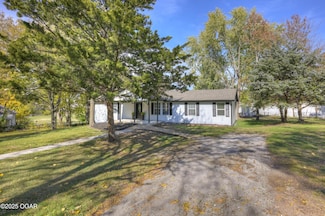 1511 E 5th St, Joplin, MO 64801