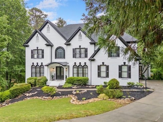 882 Hallbrook Ln, Alpharetta, GA 30004