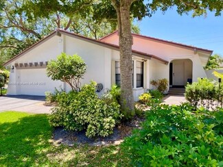 1978 Deer Creek Hollows Trail, Deerfield Beach, FL 33442