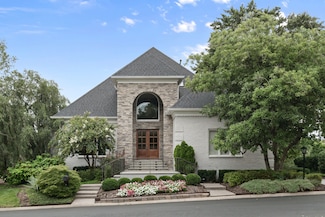 1 Warwick Ln, Nashville, TN 37205