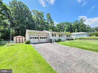 23 Grover Ave, Trenton, NJ 08610