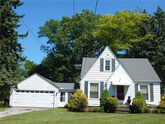 10307 Highland Dr, Brecksville, OH 44141