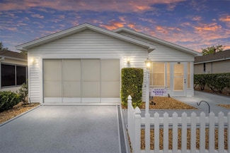 2669 Hastings Ln, The Villages, FL 32162