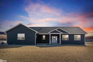 2787 Deer Valley Ln, Danville, IA 52623