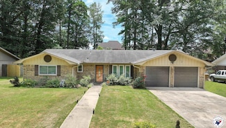43 Broadmoor Dr, Texarkana, AR 71854