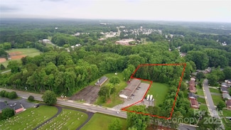 9163 Trinity Rd, Charlotte, NC 28216