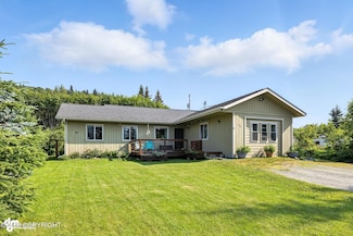196 W Fairview Ave, Homer, AK 99603
