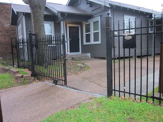 3217 Winbern St, Houston, TX 77004