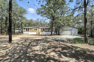 152 Jody Ln, Azle, TX 76020