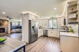 21 Douglas Dr N, Broomfield, CO 80020