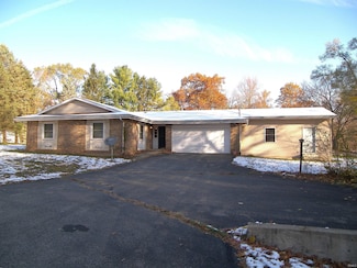 217 Ra Mar Dr, Warsaw, IN 46580
