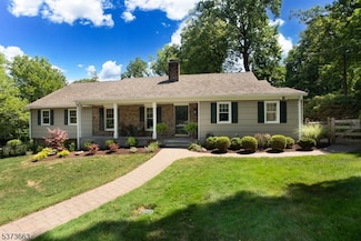 24 Blazier Rd, Warren, NJ 07059