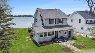 447 Paradise Ln, Horton, MI 49246