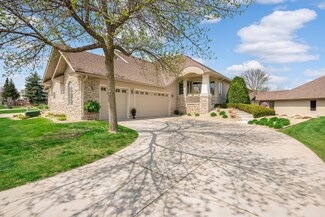 17536 Hackberry Ct, Eden Prairie, MN 55347