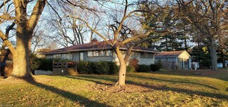 1492 Northeast Ave, Tallmadge, OH 44278