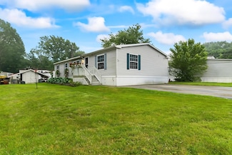 26 Caincrest Rd, York, ME 03909
