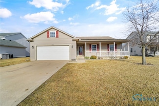 5682 Blue Grass Dr, Walbridge, OH 43465