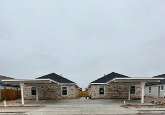 913 W Mahala Ave, Alton, TX 78573