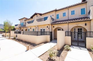 5526 E Los Angeles Ave Unit 2, Simi Valley, CA 93063