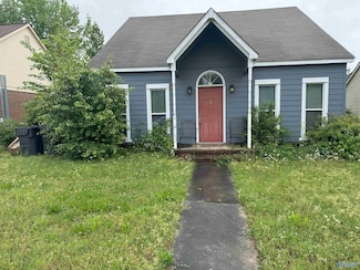 1812 Kathy Lane Ct SW, Decatur, AL 35603