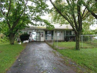1019 Battle Ridge Rd, Clinton, ME 04927