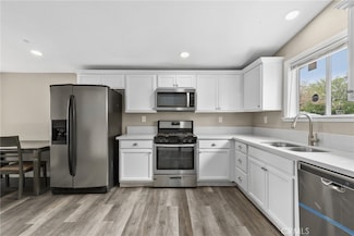 1023 W Avenue h2, Lancaster, CA 93534