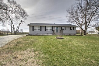 1625 Cooper Dr, Decatur, IL 62526