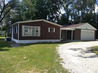 313 Locust St, Wilton, IA 52778