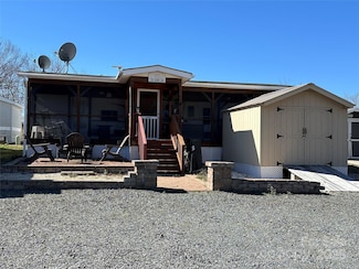 114 Dove Ln, New London, NC 28127