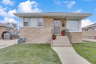 83 51st Ave, Bellwood, IL 60104