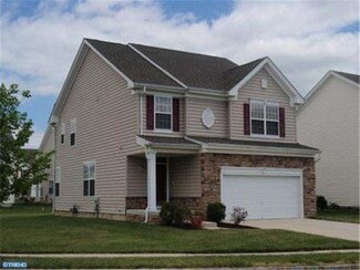 39 Springdale Dr, Gloucester City, NJ 08030