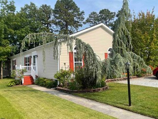 1 Birch Ct, Mays Landing, NJ 08330