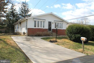 1810 Garfield Ave, Croydon, PA 19021