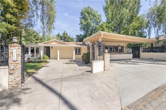 4844 Escobedo Dr, Woodland Hills, CA 91364