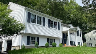 17 Radtke Rd, Randolph, NJ 07869