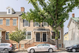 711 S Braddock St, Winchester, VA 22601