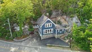 26 Granite St, Rockport, MA 01966